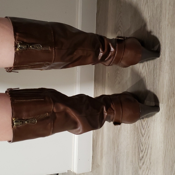 Guess slouchy brown round toe boots - Picture 3 of 10